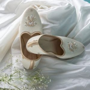 Intricate Hand Embroidered Juttis in Eri Silk