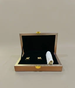 Gift set - Eri Pocket square and rhino cufflink